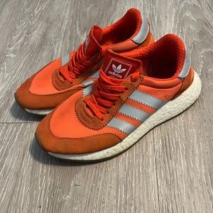 Grade School Adidas Iniki
